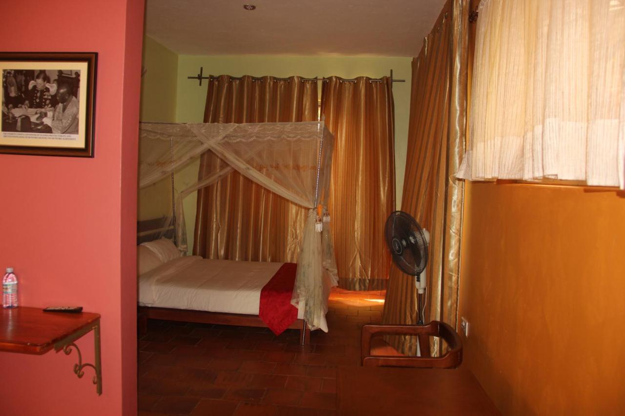 Saltek Forest Cottages Masindi Exterior photo